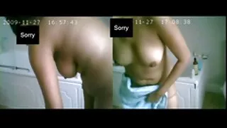 सिलिकन महिला बिल्ली मा एक जवान मान्छे बकवास र सह गरे.
