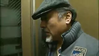 त्यो एक Dota मा एक स्केटिङ रिंक खेलेको र एक dipprot संग एक blowjob दिनुभयो।