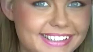 त्यो चोरी जलाइएको र बिल्ली संग प्रशिक्षण छ.