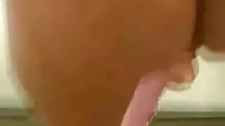 सुन्दर आकृति संग ।