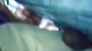 उल गिउलिआने वेगा आफ्नो पति र सौतेनी छोरी संग सेक्स भइरहेको छ ।
